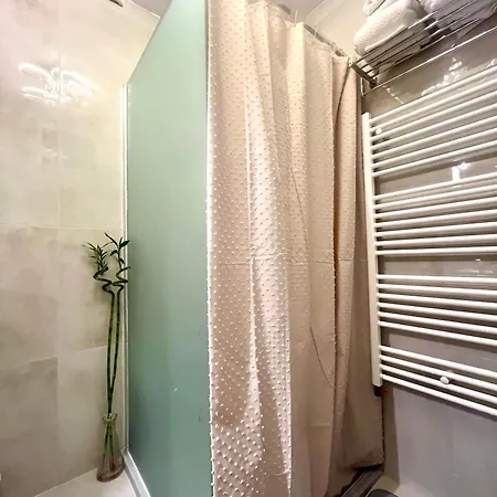 Cozy Near Airport 公寓 塞拉耶佛