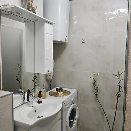 Cozy Near Airport *